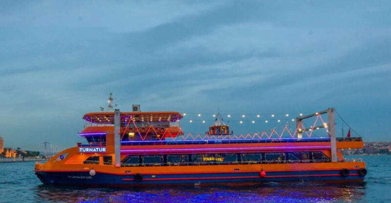 istanbul-turkish-night-on-the-bosphorus-dinner-cruise
