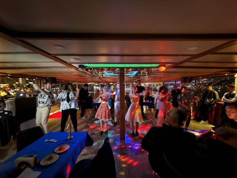 istanbul-turkish-night-on-the-bosphorus-dinner-cruise