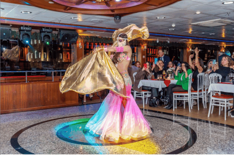 istanbul-turkish-night-on-the-bosphorus-with-private-table