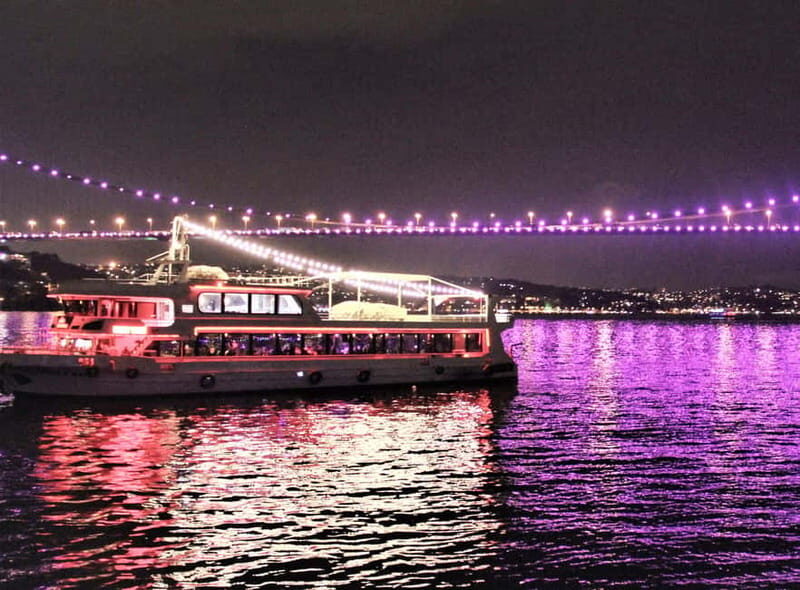 Istanbul: Unforgettable Night on the Bosphorus Dinner Cruise - What Makes This Tour Stand Out?