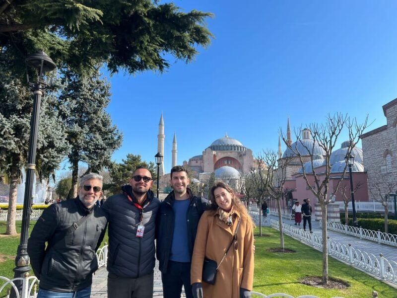 istanbul-walking-tour-mosques-palace-cistern-with-lunch