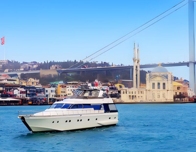 istanbulgolden-hornbosphorus-sunset-cruise-on-luxury-yacht