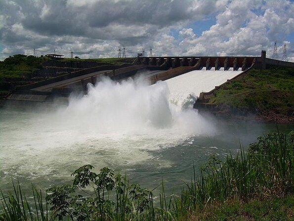 itaipu-dam-half-day-sightseeing-panoramic-tour-from-foz-do-iguacu