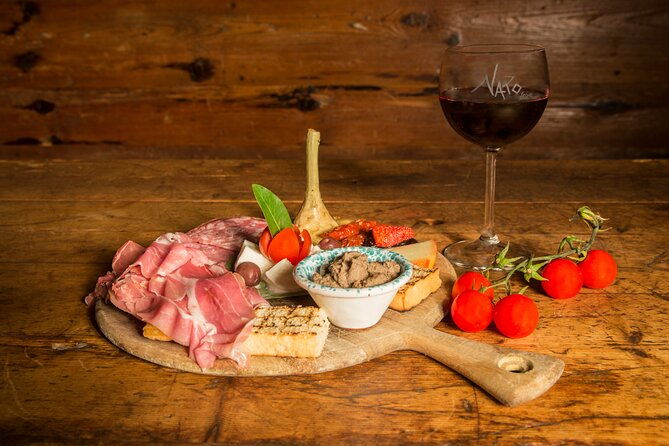 italian-opera-in-santa-monaca-church-with-dinner