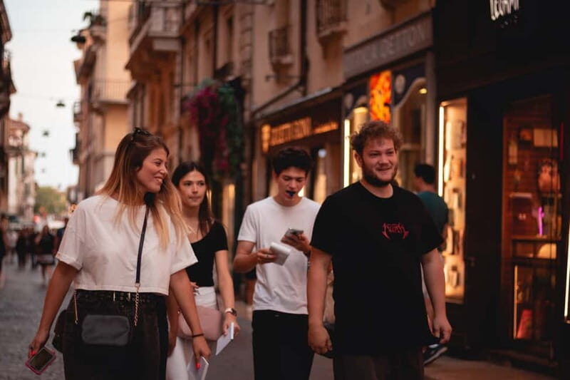 Itinerant City Escape in Milan - Itinerant City Escape in Milan: A Fun Twist on Sightseeing