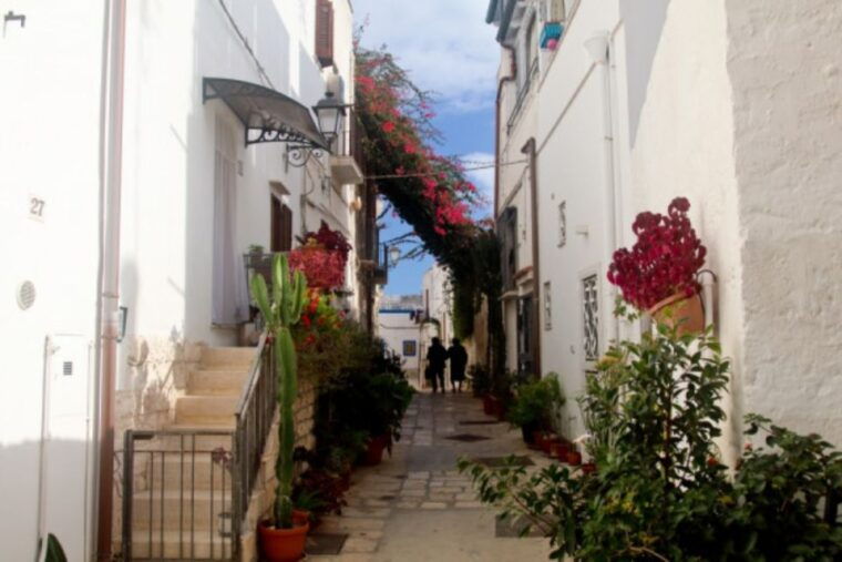 itria-valley-van-tour-beautiful-villages-in-puglia