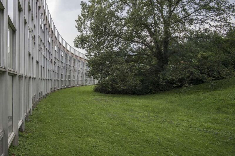 ivrea-tour-of-the-industrial-city-of-the-20th-century-unesco-site