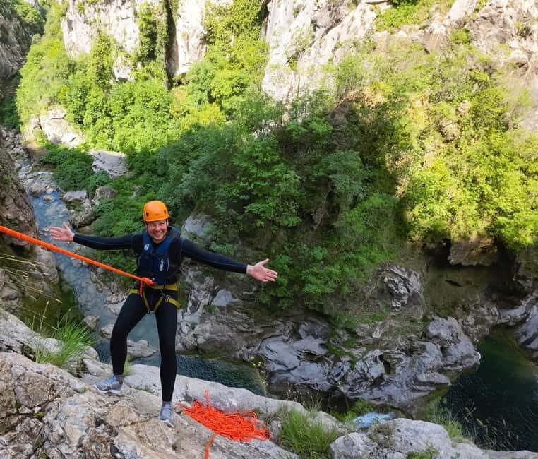 Iz Omisa: Extremni Canyoning na rijeci Cetini/ Free photos - Discovering the Canyoning Experience