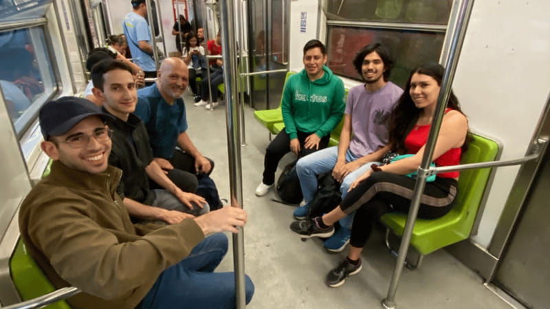 iztapalapa-cable-car-tour-and-urban-art-from-the-heights