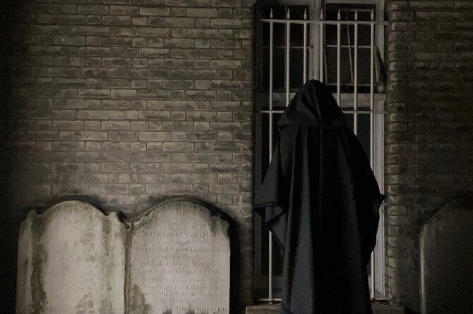 Jack the Ripper Tour and Underground Prison - Start at St Botolphs Aldgate with Major Thomas Weir