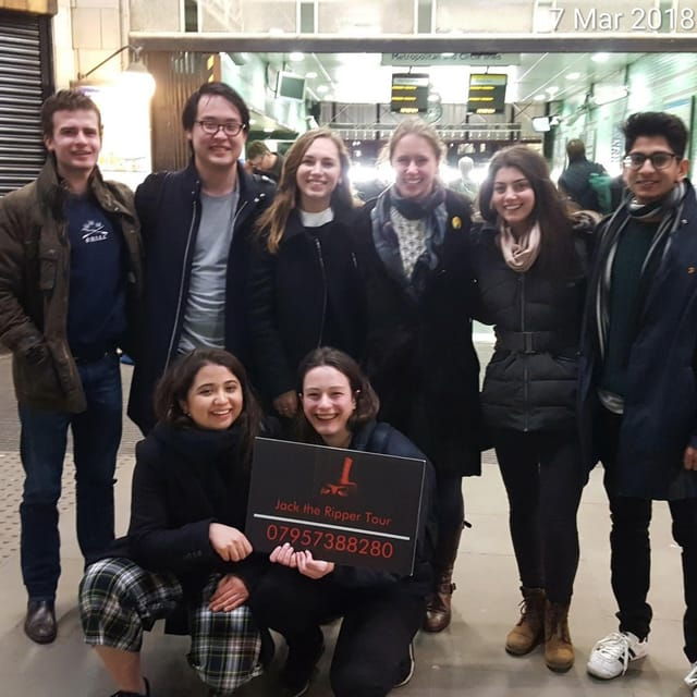 jack-the-ripper-tour-with-fish-chips-meal