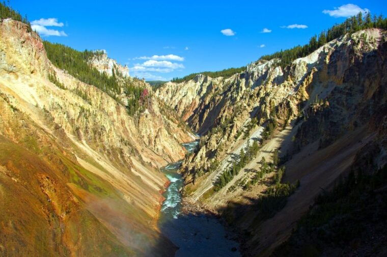 jackson-2-day-yellowstone-national-park-tour-with-lunches