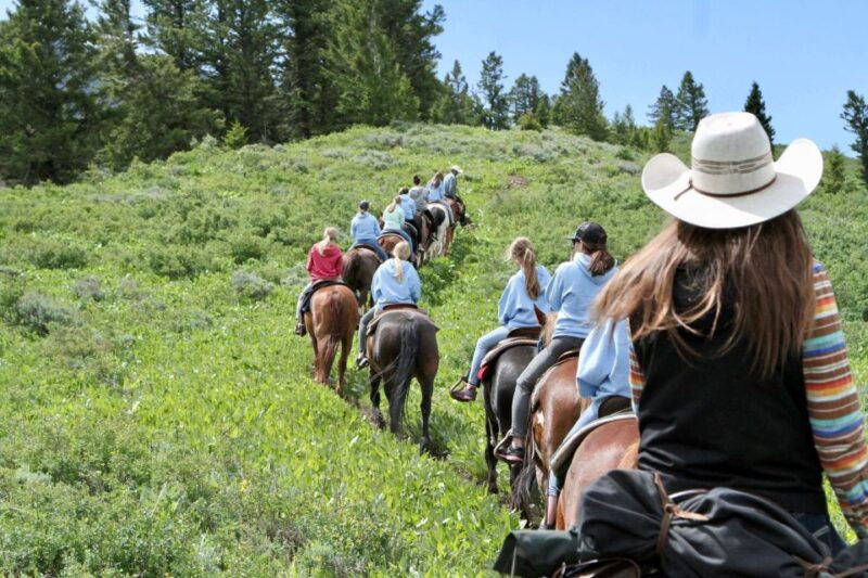 jackson-hole-teton-view-guided-horseback-ride-with-lunch