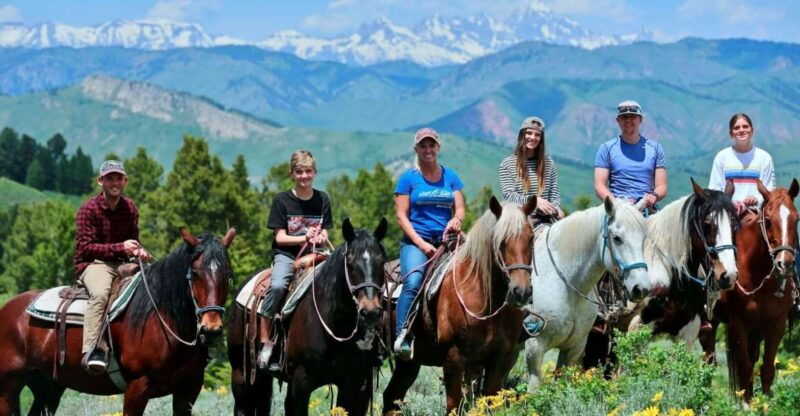 jackson-hole-teton-view-guided-horseback-ride-with-lunch