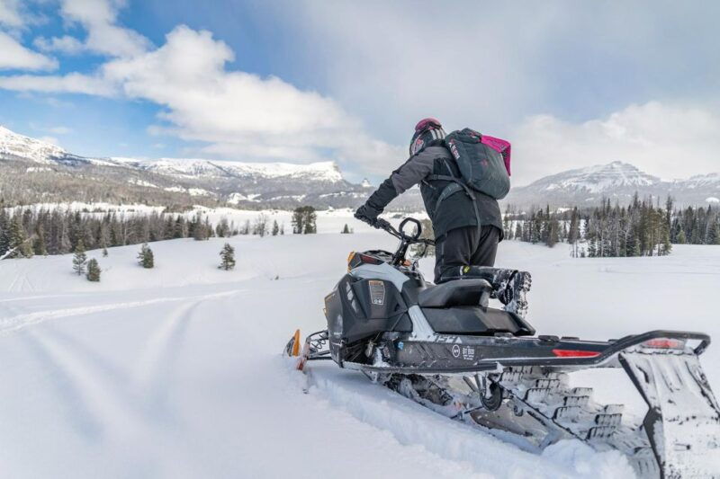 jackson-hole-turpin-meadow-snowmobile-tour