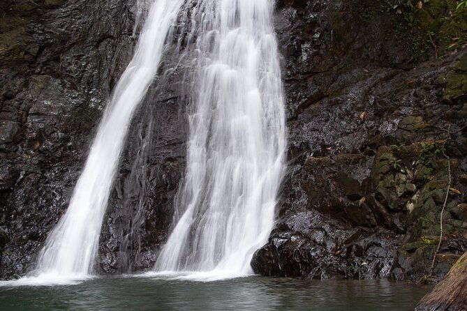 jaco-beach-10-hidden-waterfalls-guided-experience