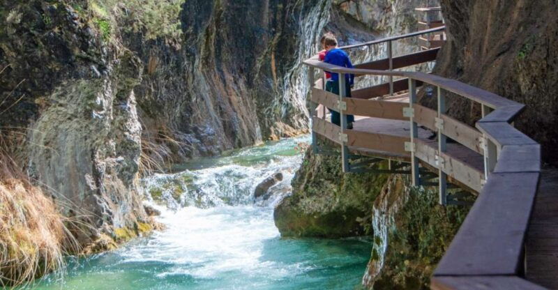 jaen-cazorla-segura-las-villas-hiking-tour