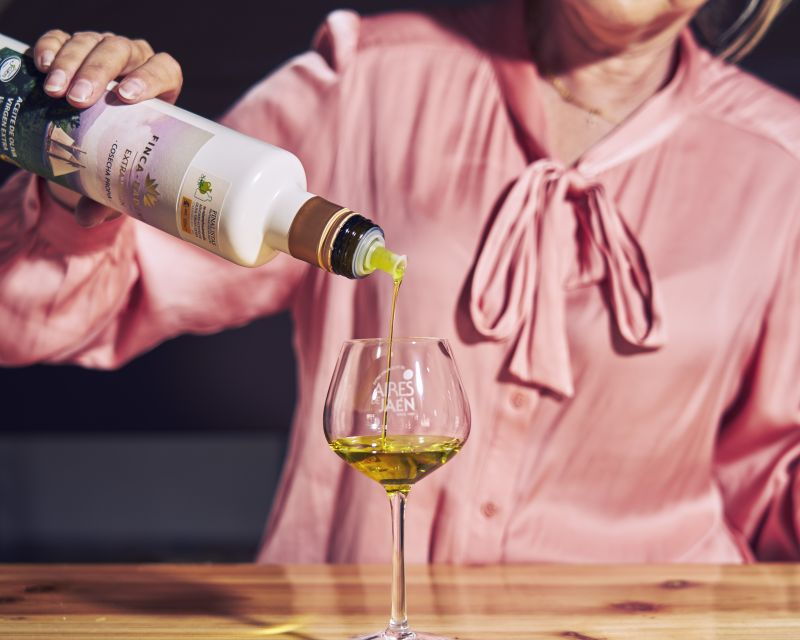 jaen-olive-oil-tour-with-the-5-senses-grove-and-tasting