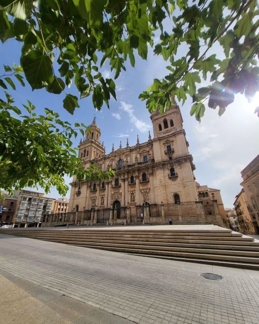 jaen-tour-cathedral-arch-san-lorenzo-and-jewish-quarter