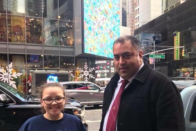 jaguar-chauffeur-car-service-to-laguardia-airport