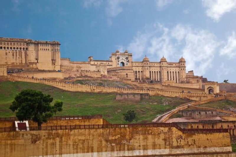 Jaipur: Amber Fort, City Palace, and Hawa Mahal Day Tour - The Sum Up