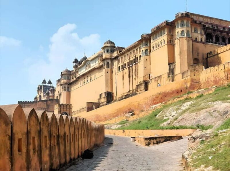 Jaipur: Amber Fort Heritage Walking Tour with Guide - Authentic Insights from Reviewers