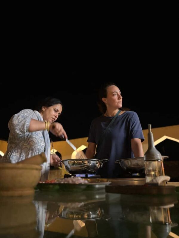 Jaipur: Amer Fort Rooftop Cooking Class with Dinner - Key Points