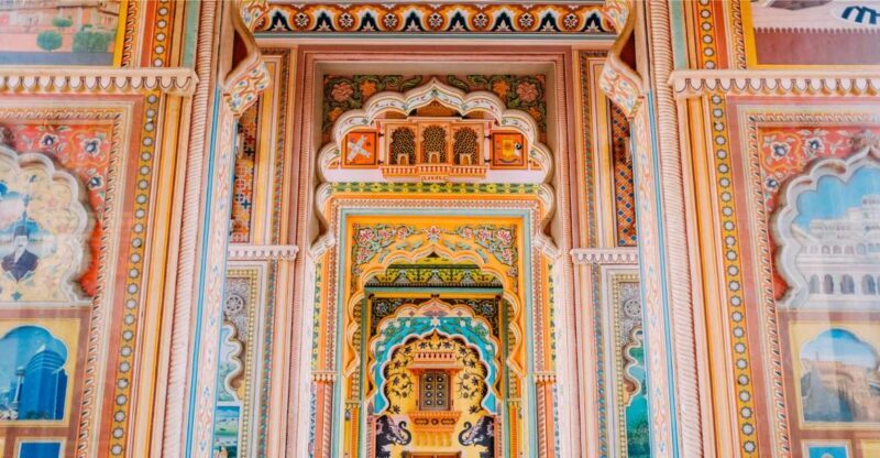 Jaipur City Tour: City Palace, Jantar, Hawa & Jal Mahal - A Closer Look at the Jaipur City Tour