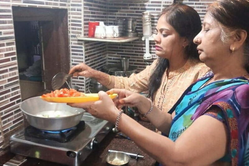 Jaipur: Cooking Class with a Local Family - Key Points