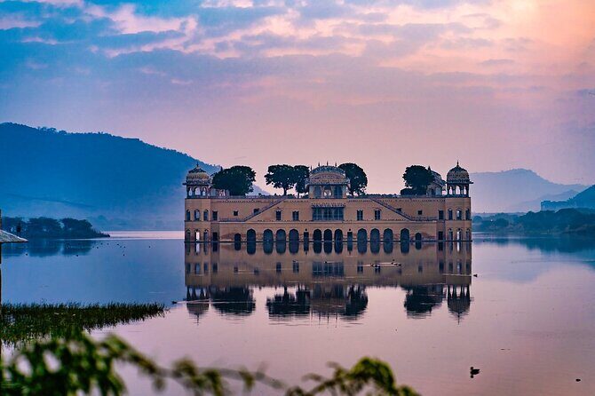 Jaipur Evening Tour with a Visit to the Monkey Temple - FAQs