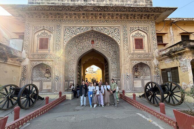 Jaipur: Full Day City Highlights Tour with Tour Guide - Practical Details and What to Expect
