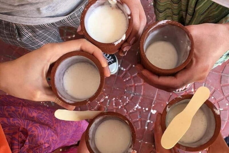 Jaipur: Guided History Walking Tour with Food Tasting - Practical Details and Value