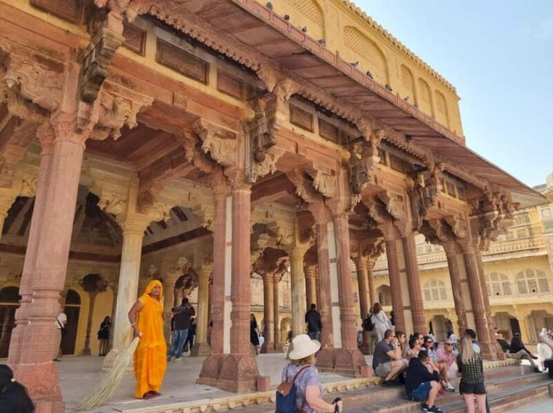 Jaipur: Half-Day City Tour - Explore Heritage & Highlights - Exploring Jaipur in Five Hours: What You Can Expect