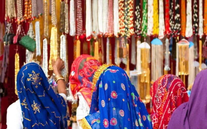 Jaipur: Half-Day Heritage Walking Tour with Local Market - Exploring Jaipur’s Heritage on Foot  