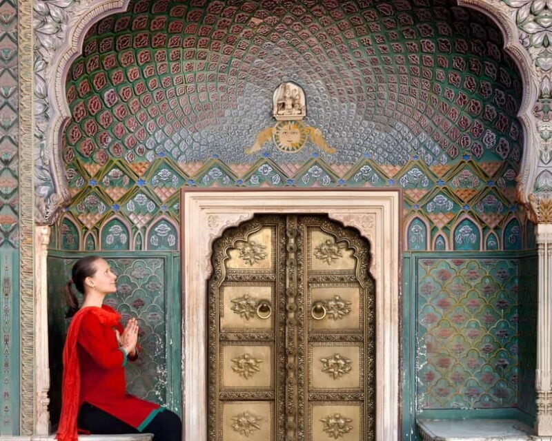 Jaipur: Half-Day or Full-Day Tour with Flower Market - Exploring Jaipur in a Tuk-Tuk: The Experience