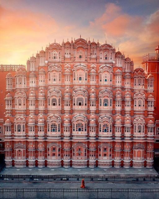 Jaipur Half-Day Tour Amer Fort, Jal Mahal & hawa mahal. - Exploring Jaipur in Style and Comfort