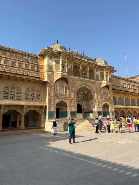 Jaipur: Hawa Mahal and Jantar Mantar Tour with Lunch - Detailed Breakdown of the Experience