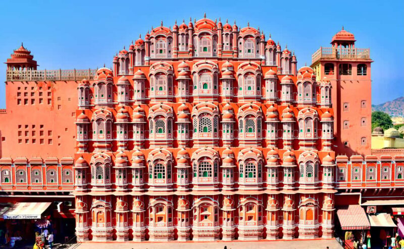 Jaipur: Jantar Mantar & Hawa Mahal Guided Walking Tour - The Charm of Hawa Mahal and Its Connection