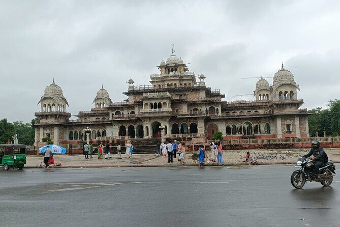 Jaipur Night Tour with Scenic Sunset at Monkey Temple - FAQ