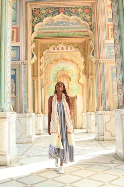 Jaipur: Patrika Gate Professional Photoshoot with Local - What to Expect from the Jaipur Patrika Gate Photoshoot