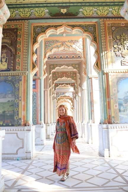 Jaipur: Patrika Gate Professional Photoshoot with Local - The Sum Up