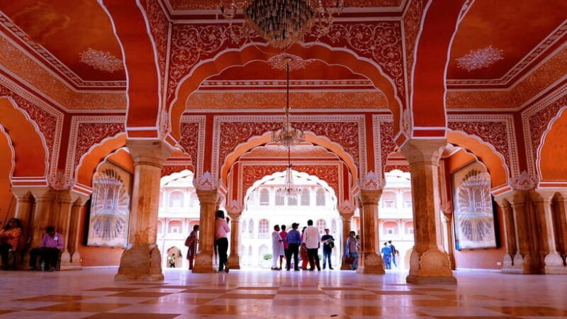 Jaipur: Private Full Day City Sightseeing Tour with Guide - Amber Fort and Sheesh Mahal: A Majestic Hilltop Fortress