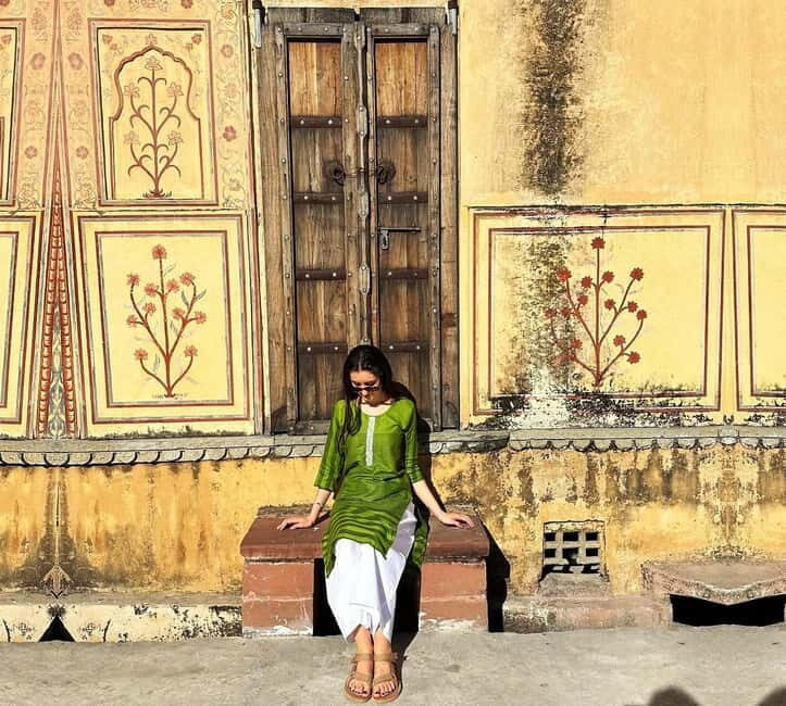Jaipur: Private Tour for Instagram and Photography Lovers - Transportation and Timing: Why It Matters
