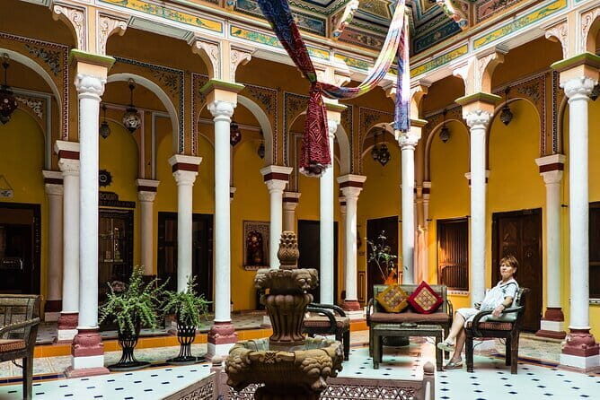 Jaipur to Nawalgarh Havelis Private Guided Tour - Key Points