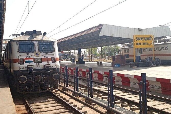 Jaipur to Taj Mahal Agra Same Day Tour by Train - The Day in Detail: What to Expect