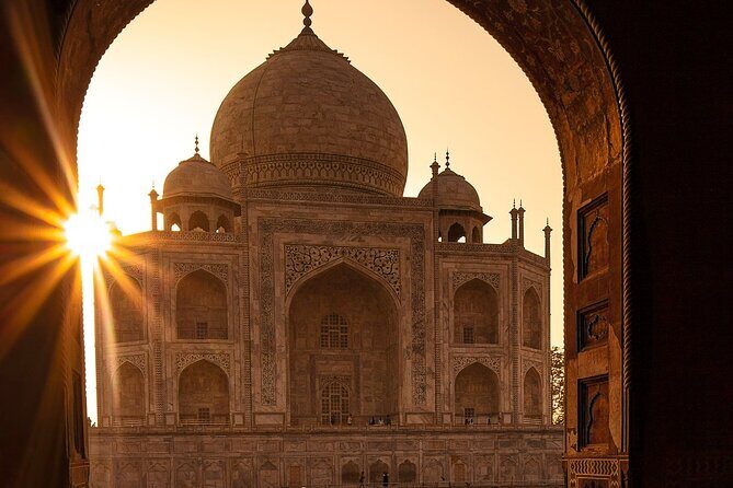 Jaipur to Taj Mahal Day Trip with Fatehpur Sikri - A Closer Look at the Itinerary