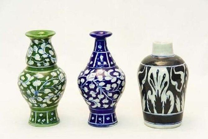 Jaipur's Famous Blue Pottery - A Workshop - Key Points