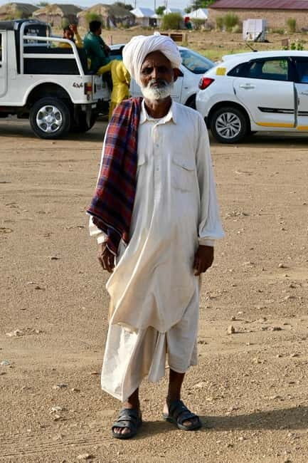 Jaisalmer: Sam Sand Dunes Sunset Tour with Camel Ride - What To Bring