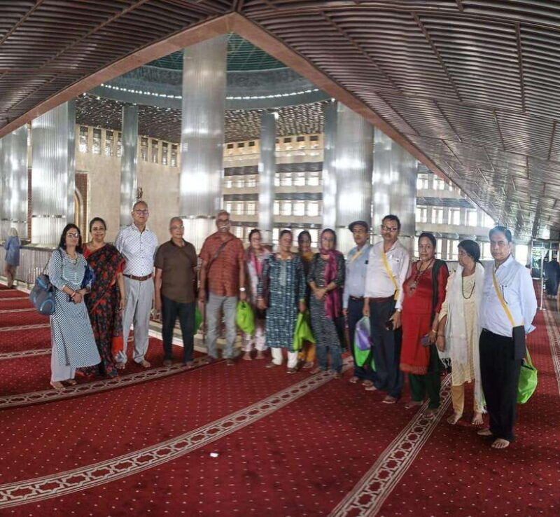 jakarta-3-day-tour-with-bandung-and-miniature-glorius-park