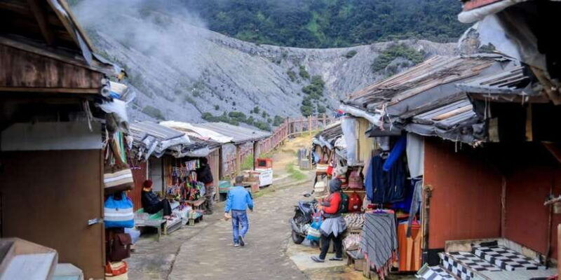 jakarta-bandung-volcano-day-tour